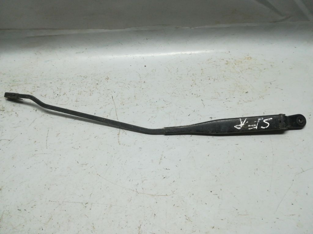 Щеткодержатель к Renault Safrane 1996