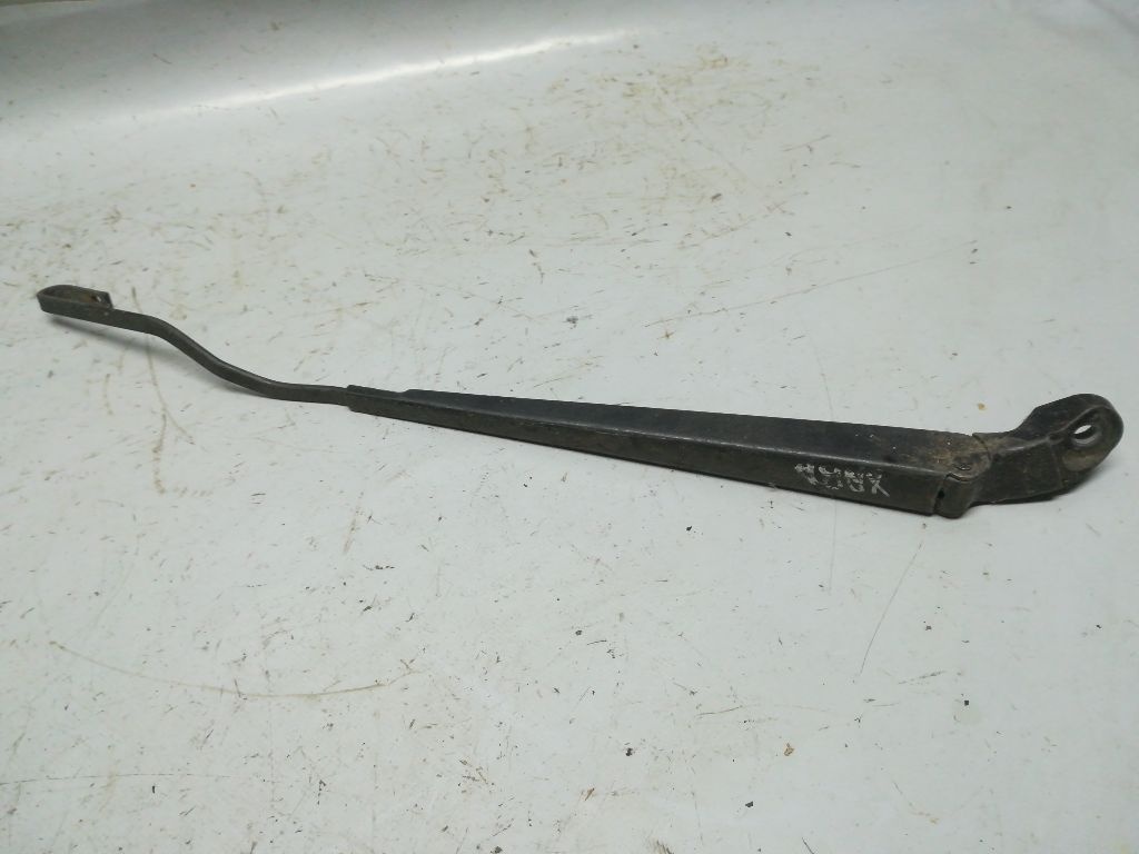 Щеткодержатель к Citroen Xsara 1999