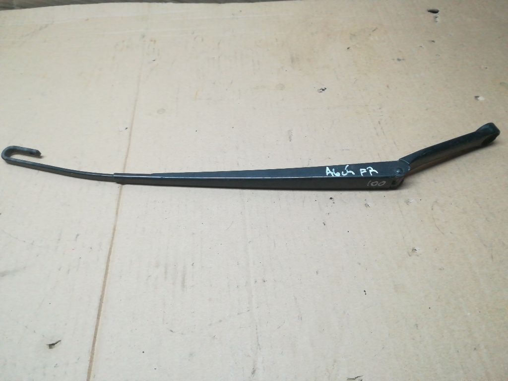 Щеткодержатель к Audi A6 2001