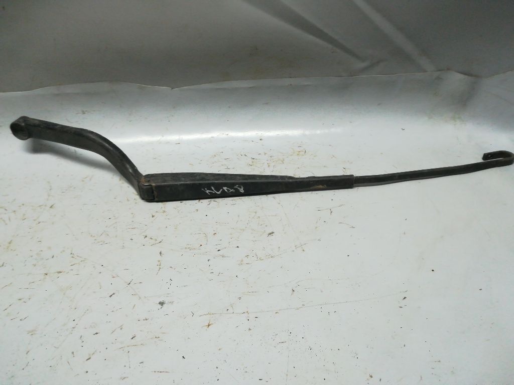 Щеткодержатель к Opel Omega 1998