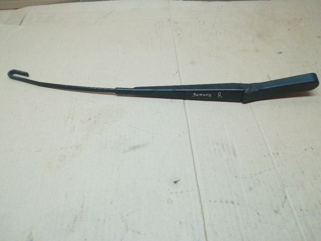 Щеткодержатель к Opel Zafira 2001