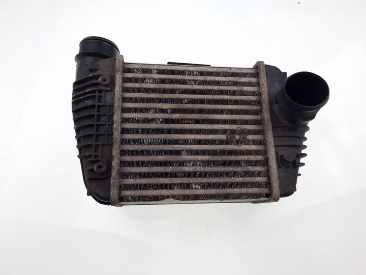 Интеркулер к Audi A6 2004