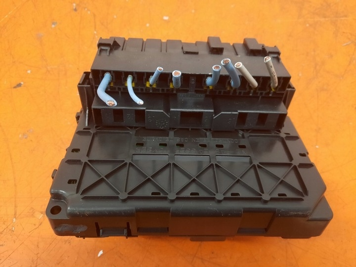 Блок предохранителей к Citroen C5 2001