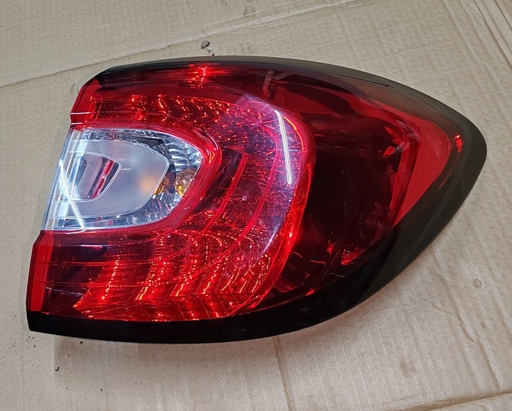 Фонарь задний правый к Renault Captur 2013