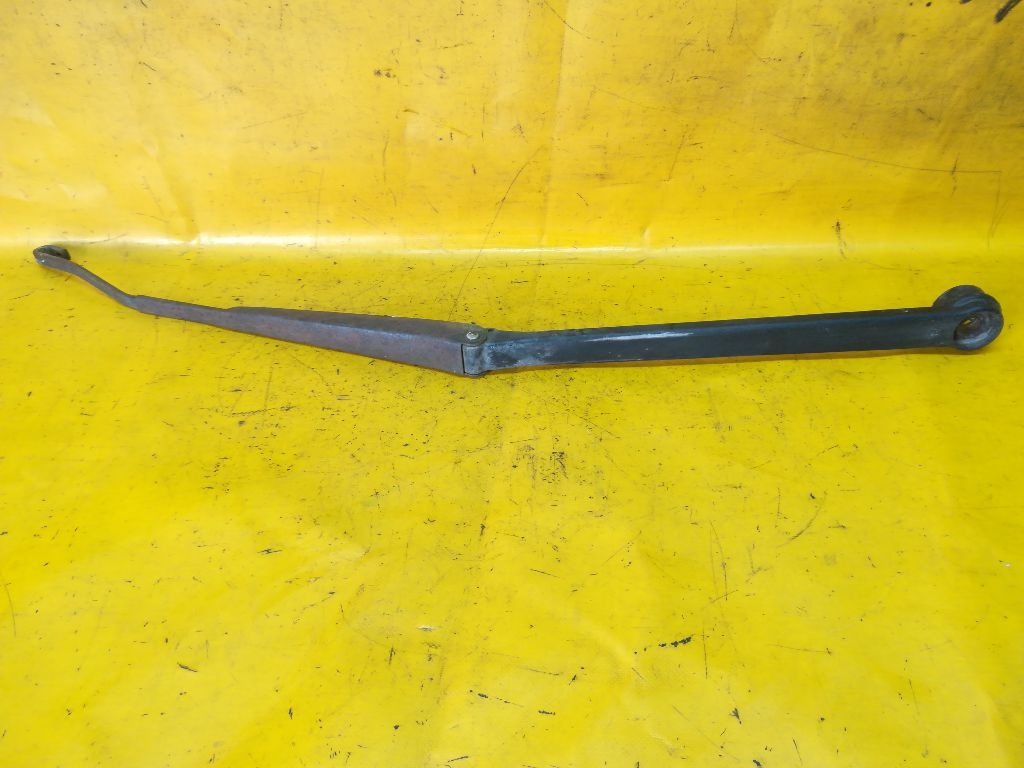 Щеткодержатель к Mazda Xedos 9 1994