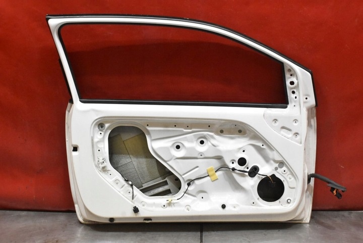 Дверь передняя левая к SEAT Mii 2011