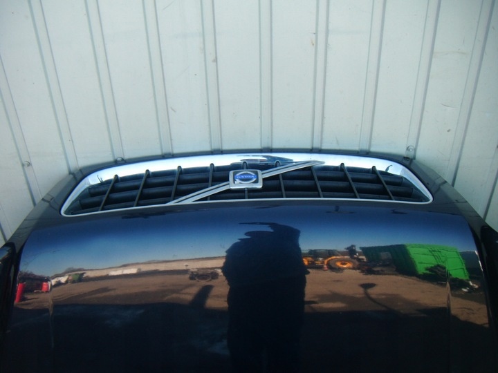 Капот к Volvo XC90 2002