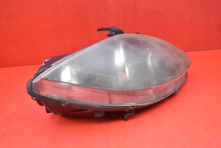 Фара правая к SEAT Altea 2004