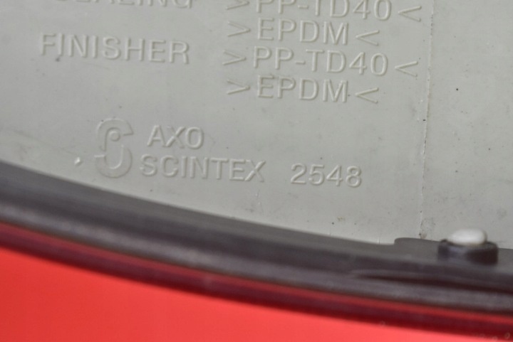 Фонарь задний правый к Saab 9-3 2002