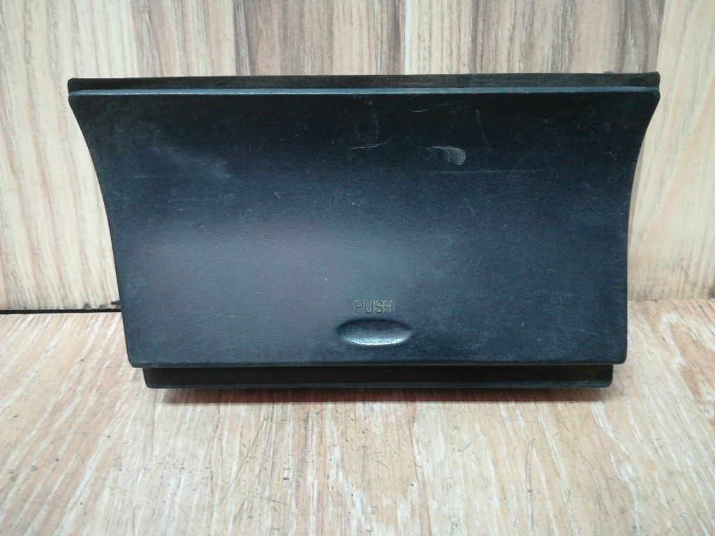 Подстаканник к Kia Clarus 1997