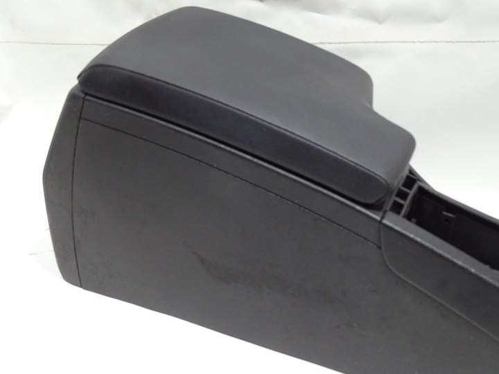 Подлокотник к BMW 3 2005