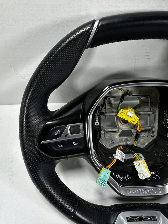 Руль к Peugeot 5008 2017