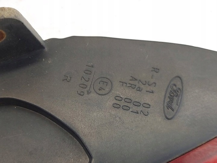 Фонарь задний правый к DS 4 2015
