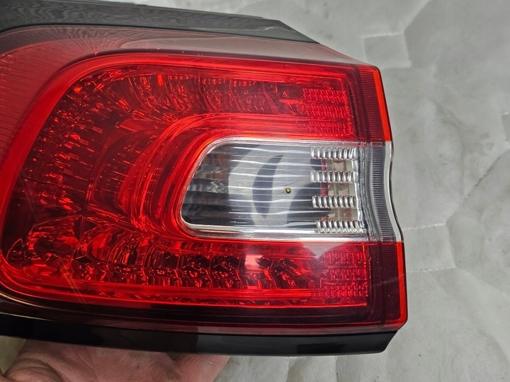 Фонарь задний левый к Jeep Cherokee 2013