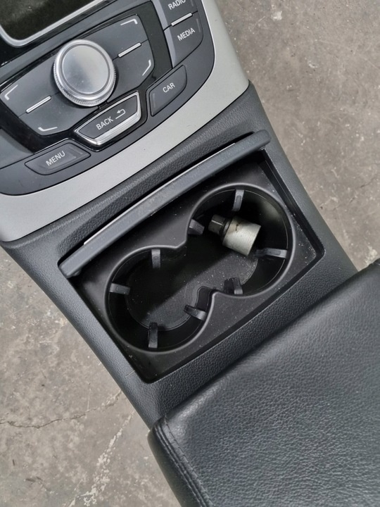 Подлокотник к Audi A6 2011
