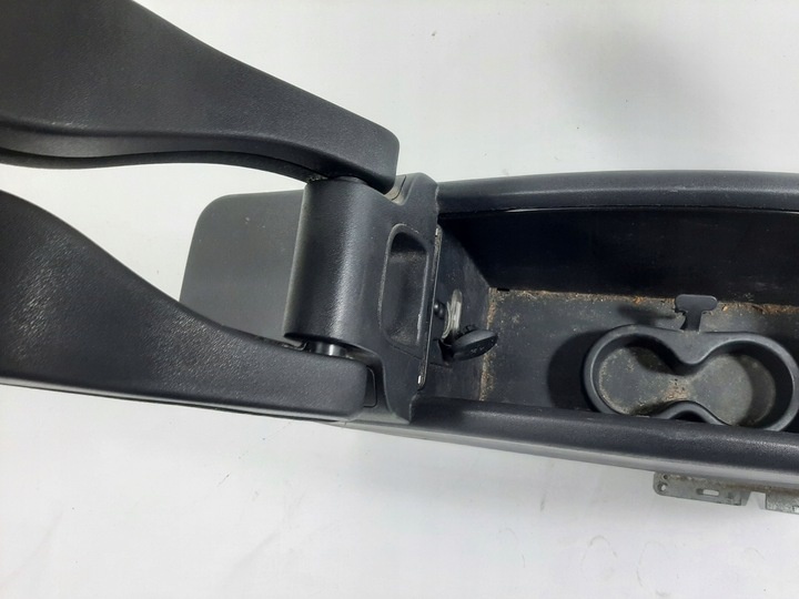 Подлокотник к Renault Scenic 2003