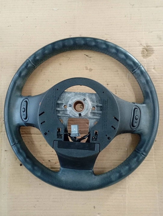 Руль к Mitsubishi Colt 2002