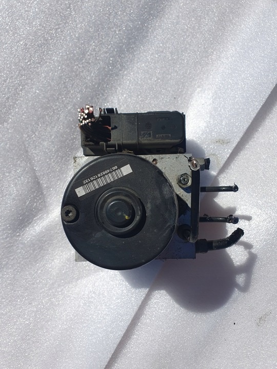 Блок ABS к Ford C-MAX 2010