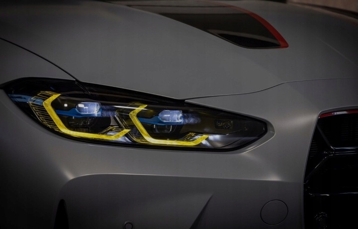 Фара правая к BMW M3 2020