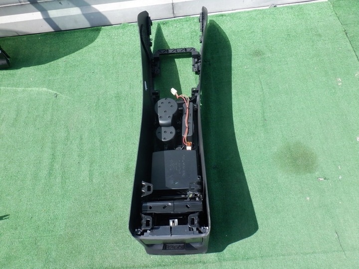 Подлокотник к Audi A5 2007