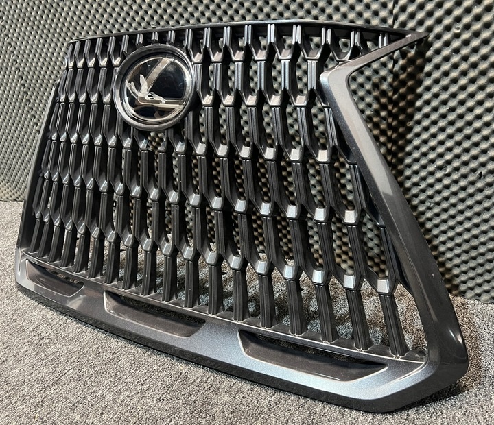 Решетка радиатора к Lexus NX 2014