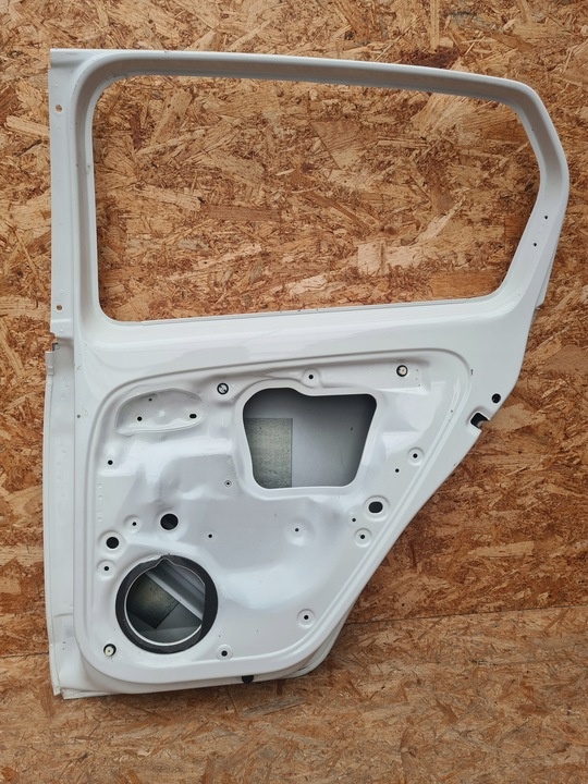 Дверь задняя правая к SEAT Mii 2011