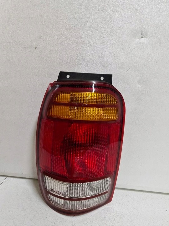 Фонарь задний левый к Ford Explorer 1995