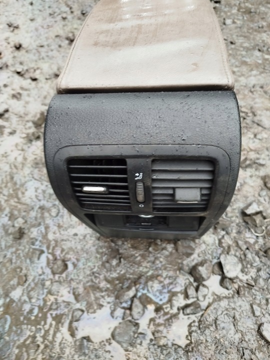 Подлокотник к Volkswagen Passat 2005