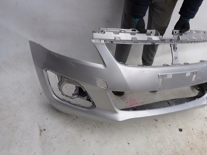 Бампер передний к Suzuki Swift 2013