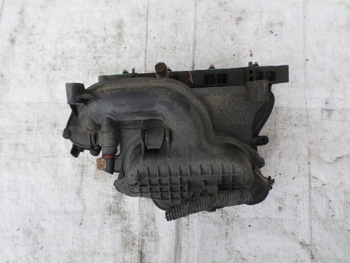 Коллектор впускной к Ford C-MAX 2010