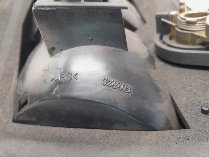 Фонарь задний правый к Saab 9-5 1997
