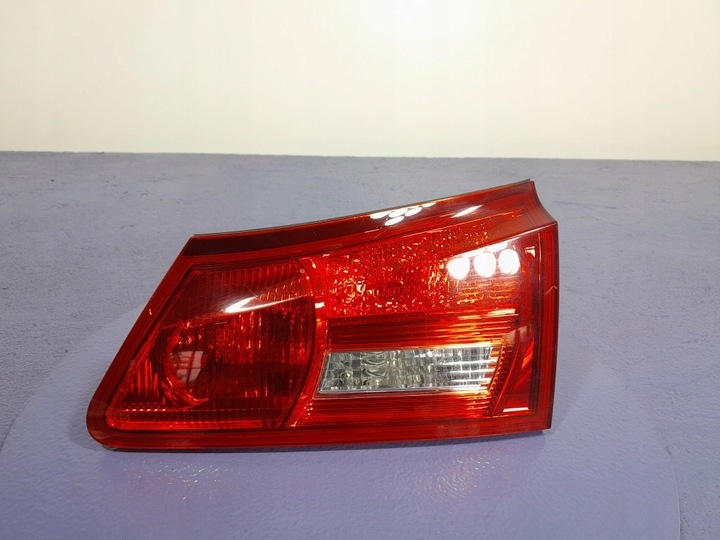 Фонарь задний правый к Lexus IS 2005