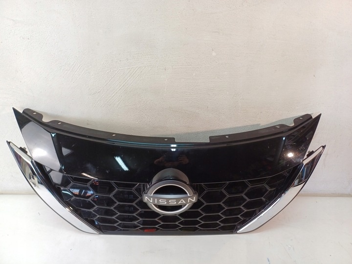 Решетка радиатора к Nissan Juke 2019