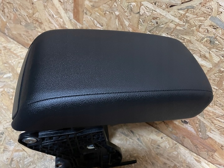 Подлокотник к SEAT Ateca 2016