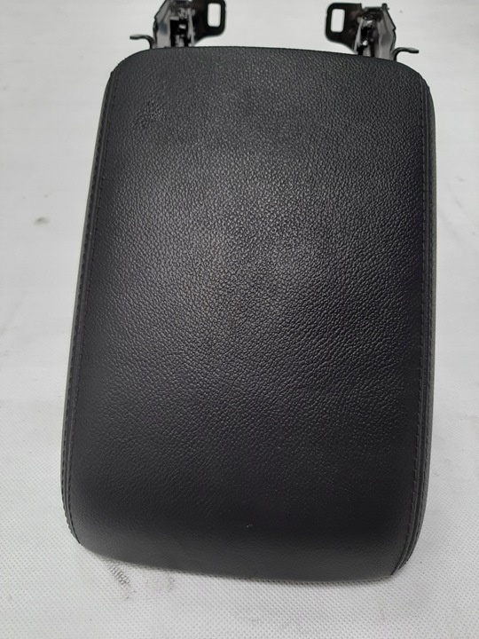 Подлокотник к Audi A5 2007
