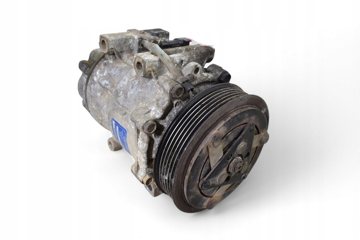 Компрессор кондиционера к Volvo C70 2005