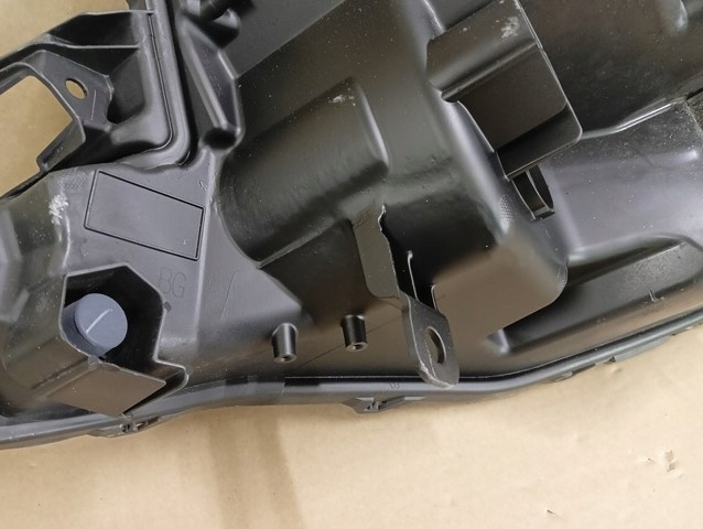 Фара правая к Toyota Aygo X 2021