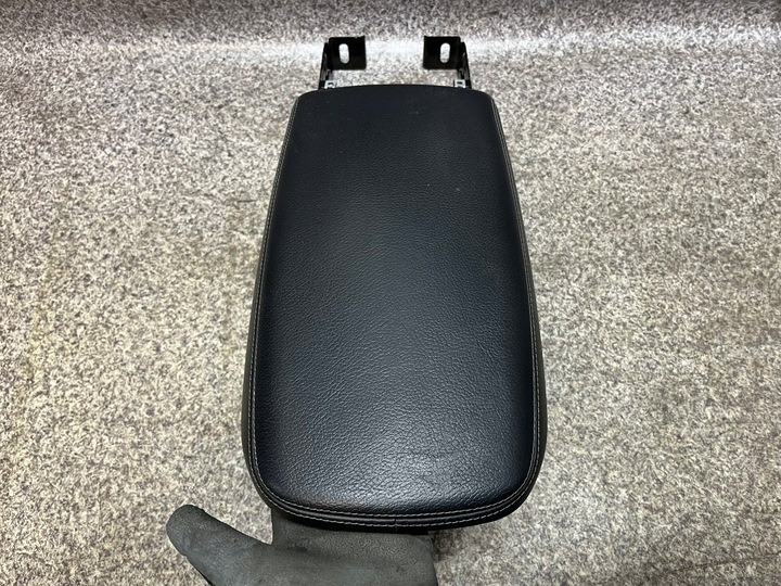 Подлокотник к BMW X3 2010