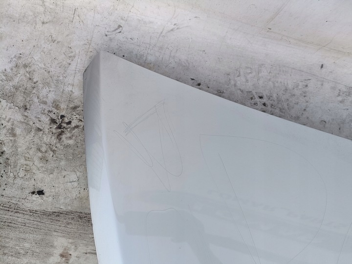 Капот к Renault Trafic 2021