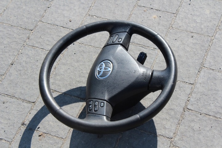 Руль к Toyota Corolla Verso 2001