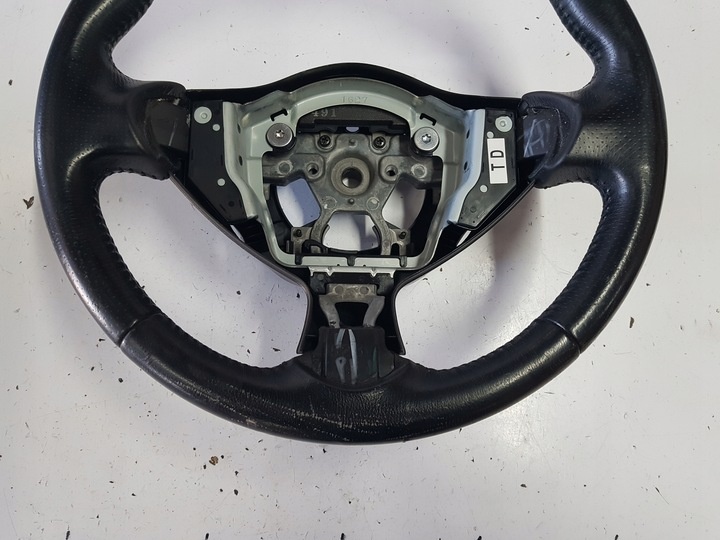 Руль к Nissan Juke 2010
