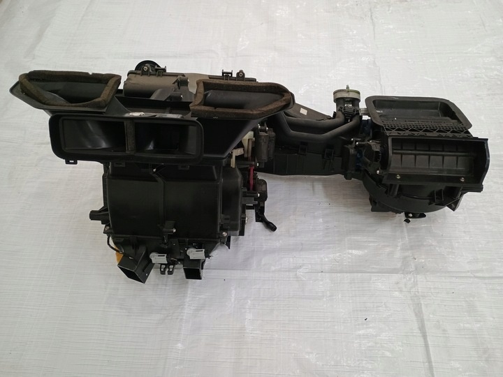 Отопитель в сборе (печка) к Audi A4 2004