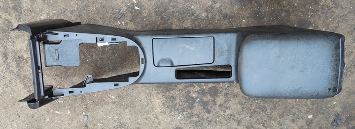 Подлокотник к Nissan X-Trail 2007