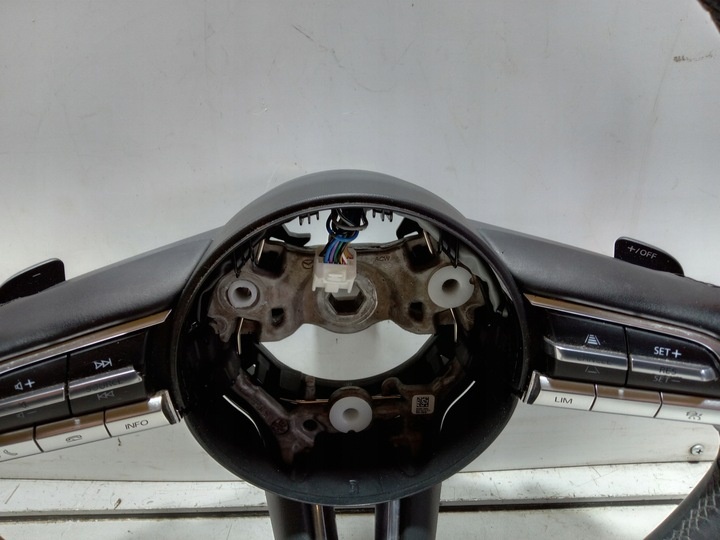 Руль к Mazda MX-30 2020