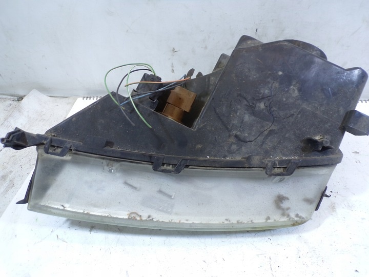 Фара правая к Ford Focus 1998