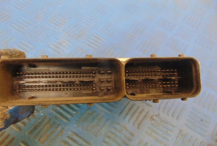 Блок управления двигателем к Saab 9-3 1998
