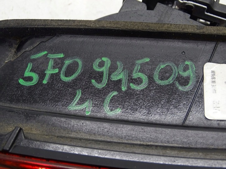 Фонарь задний правый к SEAT Leon 2012