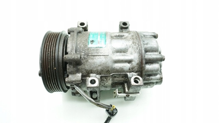 Компрессор кондиционера к Volvo S40 2004