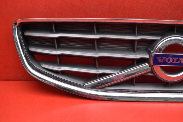 Решетка радиатора к Volvo S60 2010