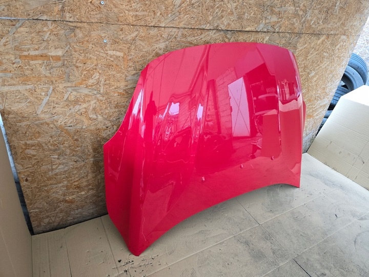 Капот к Volvo V40 2012